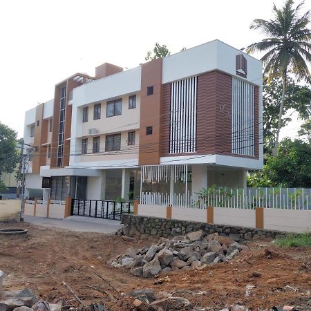 Hotel Mannat Residence Thiruvananthapuram Extérieur photo